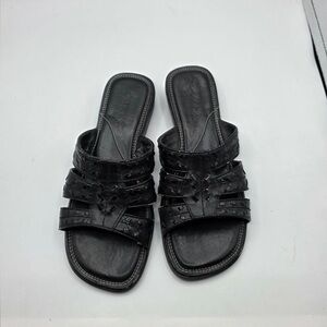 Clarks Women’s Black Leather Slip On Sandals Sz 6M